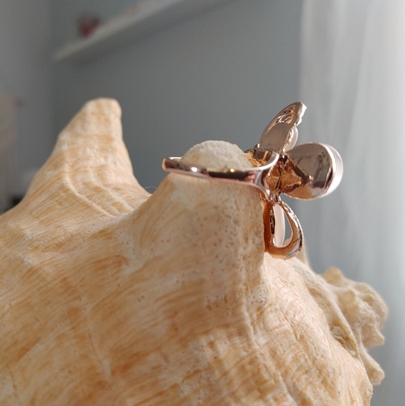 Rosegold Flower Ring - Picture 3 of 5